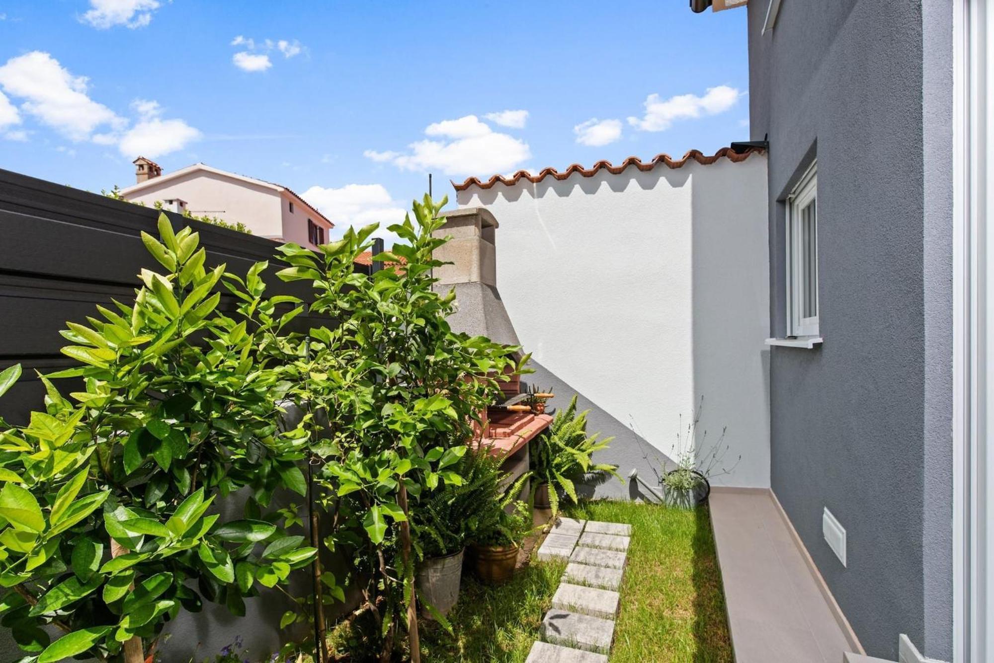 Holiday Home Sea Premantura Exterior foto